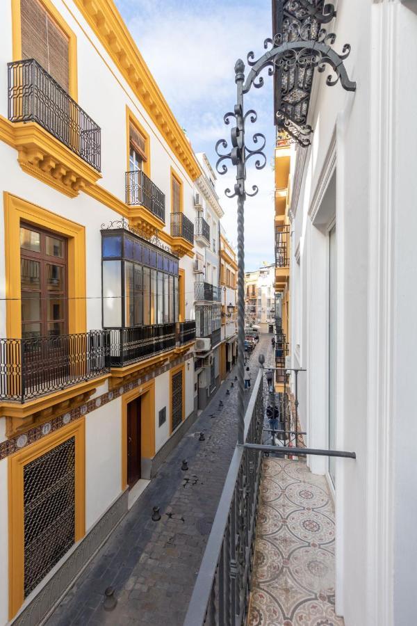Harinas Central Apartments By Valcambre Seville Exterior photo